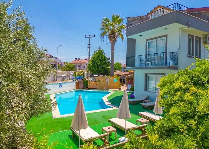 Ξενοδοχείο με διαμερίσματα Nehir Suits