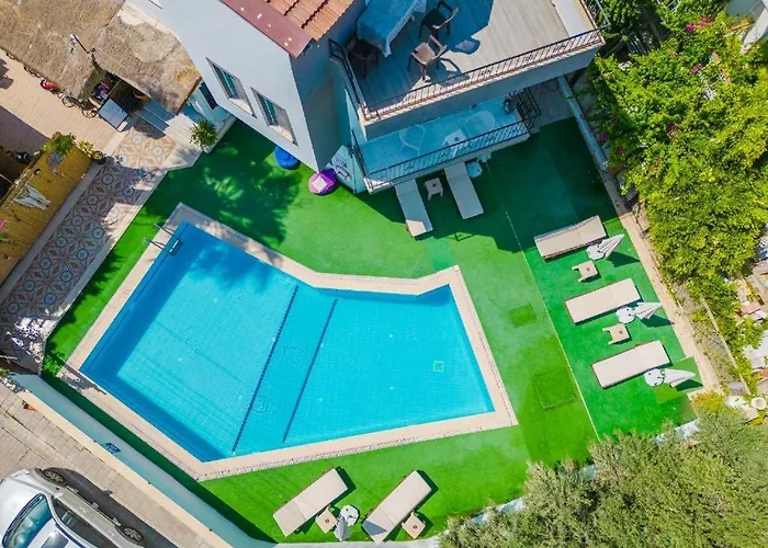 מלון דירות Nehir Suits