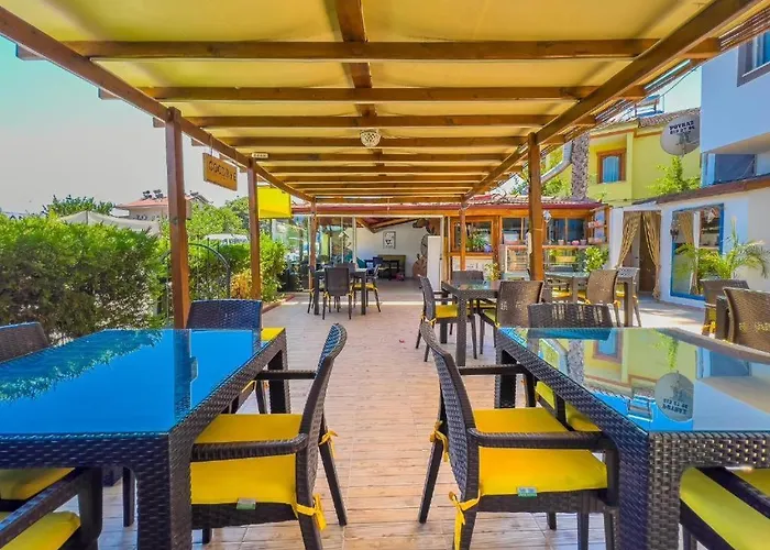 Apart Otel Nehir Suits